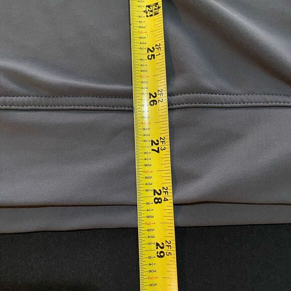 Peter Millar XL Men's Gray Quarter Zip Golf Pullover, Athletic, Preppy OF-17 - Picture 6 of 7